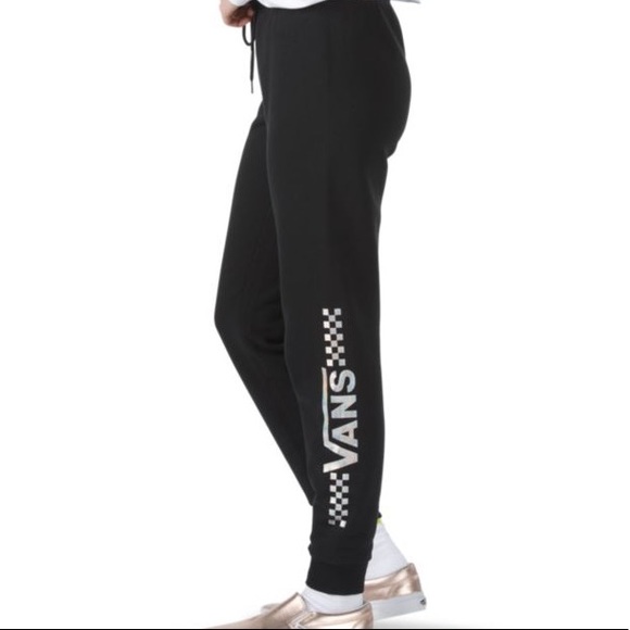black vans sweatpants